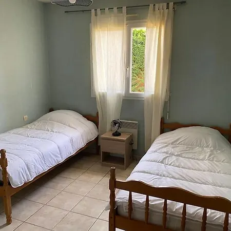 Maison Dans Un Environnement Vert Et Tres Calme Дом отдыха *
